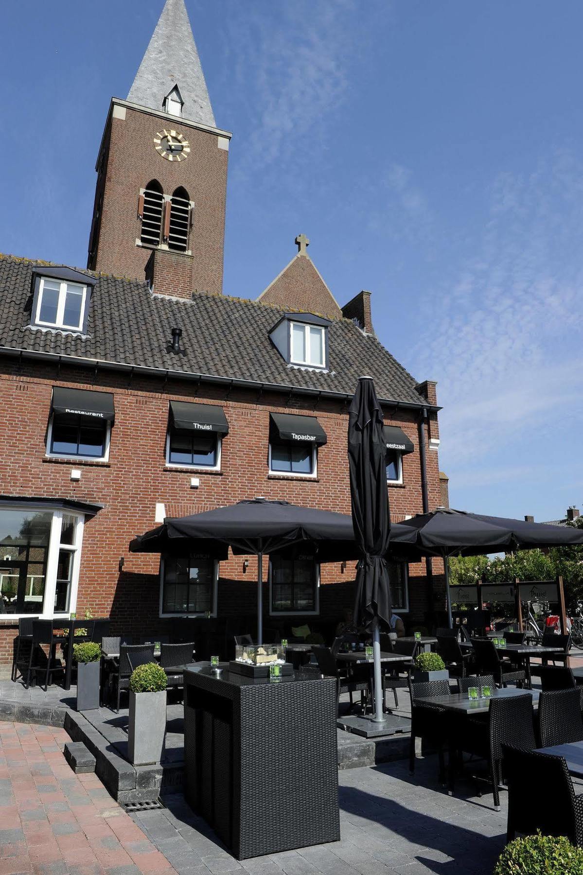 Hotel-Restaurant Thuis! Dinteloord Exterior foto